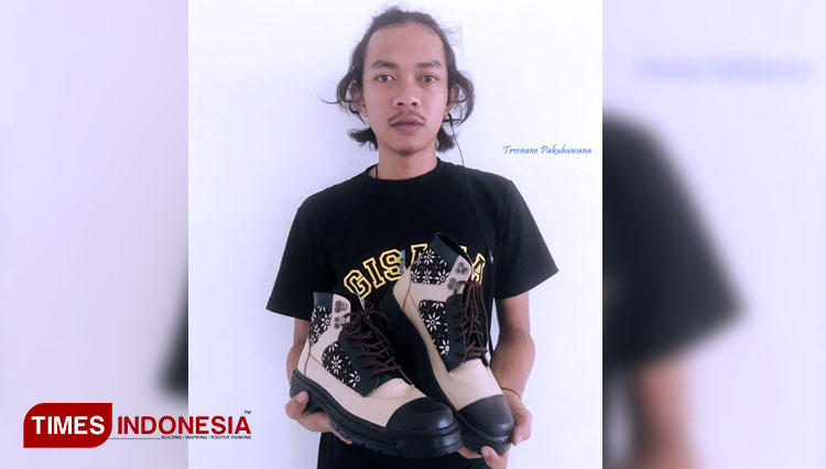 Politeknik ATK Yogyakarta Pamerkan Produk Berbahan Kulit di Jogja Fashion Week