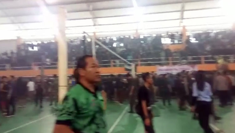 Dipiting Hingga Kamera Dirusak, Jurnalis Jombang Diintimidasi Saat Liputan Turnamen Voli
