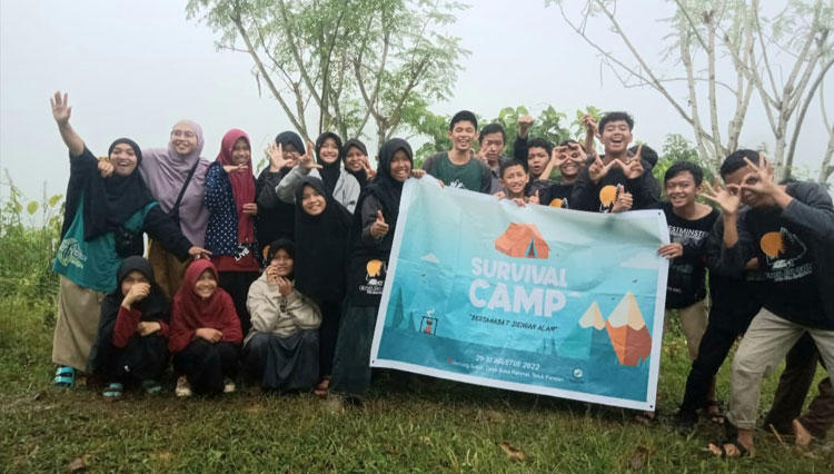 Ikuti Survival Camp, Puluhan Siswa MTs Alam Dilatih Kemandirian dan Ketangkasan Hidup 