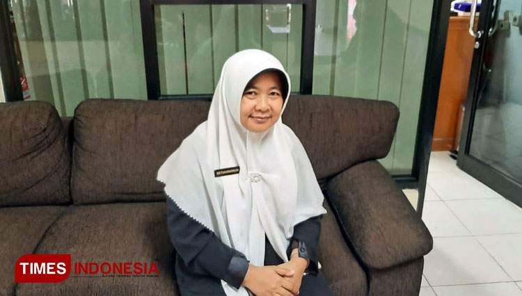 Kepala Sekolah SMAN 2 Jakarta Setianingrum. (FOTO: Fahmi/TIMES Indonesia)