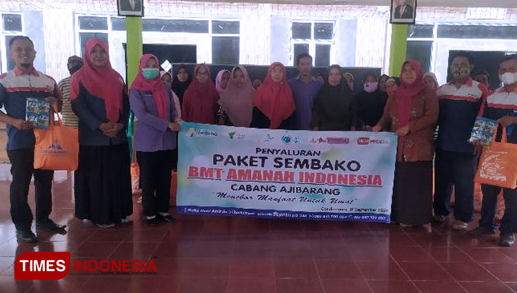 kaum-lansia-di-Desa-Candinegara-2.jpg