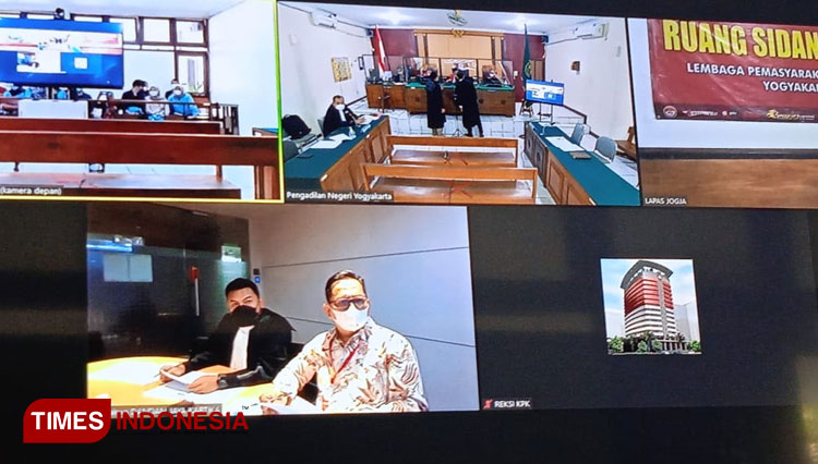 persidangan-kasus-dugaan-penyuapan-izin-Apartemen-Royal-Kedhaton-Yogyakarta-b.jpg