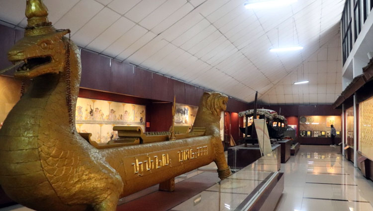 Museum-Sri-Baduga-b.jpg