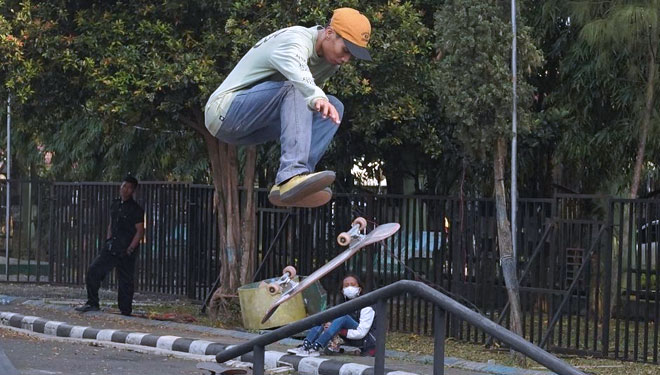 Skater Malang Antusias Unjuk Kemampuan di Skate Arena Kickfest XIV 2022