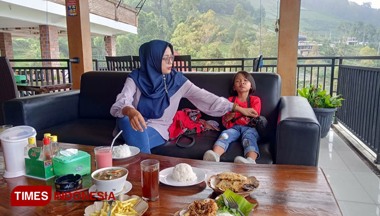 Yuk Coba Kuliner dengan Pemandangan Alam Pegunungan di Mbah Djoe Resort Magetan