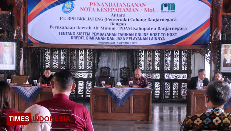 MoU-antara-PT-BPR-BKK-Jateng-dan-PDAM-Banjarnegara-2.jpg