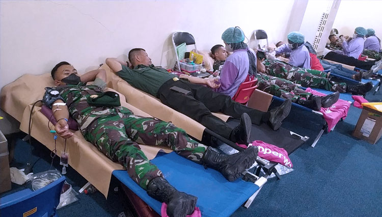 Sambut HUT ke-77 RRI, Korem 083/Bdj Gelar Aksi Donor Darah