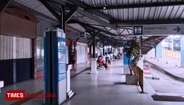 Suasana-di-Terminal-Arjosari-Malang-2.jpg