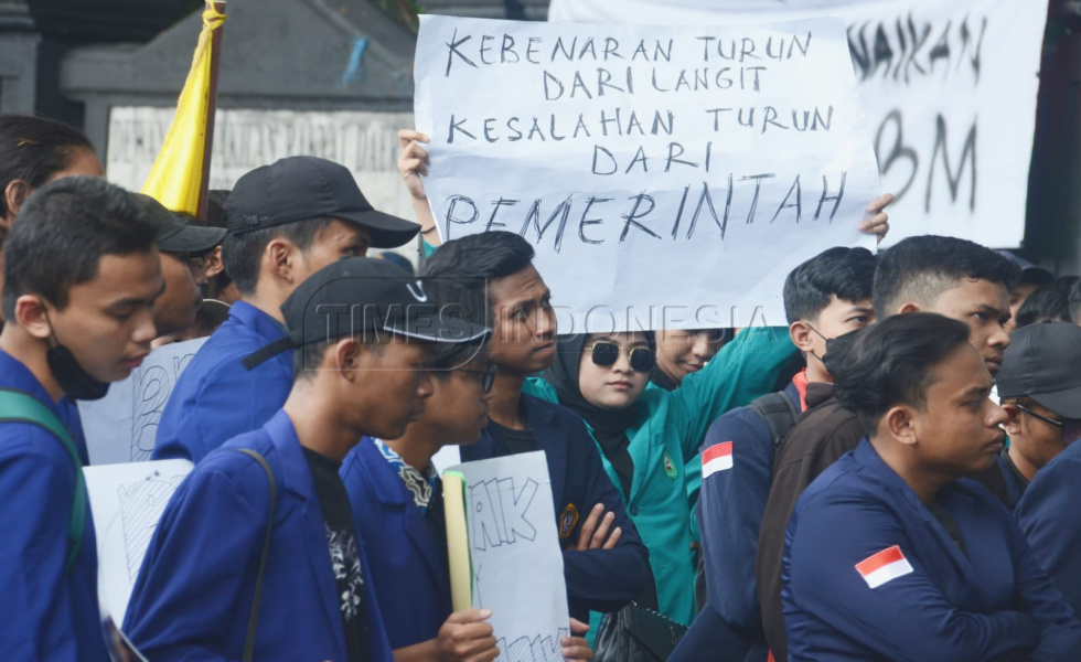 Demo BEM Malang Raya, Tolak Kenaikan Harga BBM