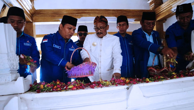 kader-Partai-Demokrat-di-Pamekasan-b.jpg