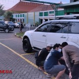 Tahanan Kabur dengan Mobil Petugas, Tabrak Dua Mobil Dokter di RSUD Tuban