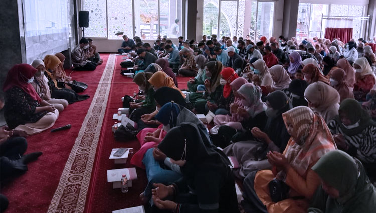 Suasana Pertemuan Komite SMPN 4 Kepanjen dengan wali murid terkait pelaksanaan psikotes bagi siswa. (FOTO: dok SMPN 4 Kepanjen)