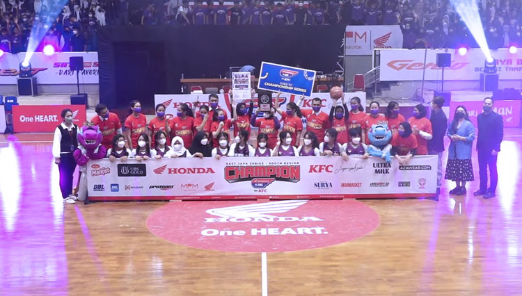 SMAN 8 Malang Juara Honda DBL with KFC 2022 East Java Series South Region (19/09/2022). (FOTO: Youtube/KUY Entertainment)