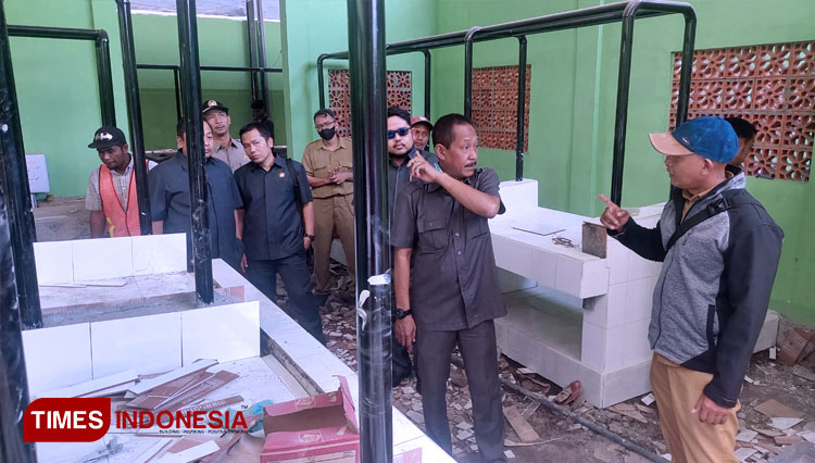 Agus-Riyanto-2824cee14cb3a2ea1.jpg