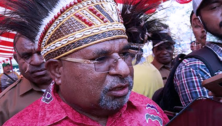 Profil Lukas Enembe, Gubernur Papua yang Tersangkut Korupsi