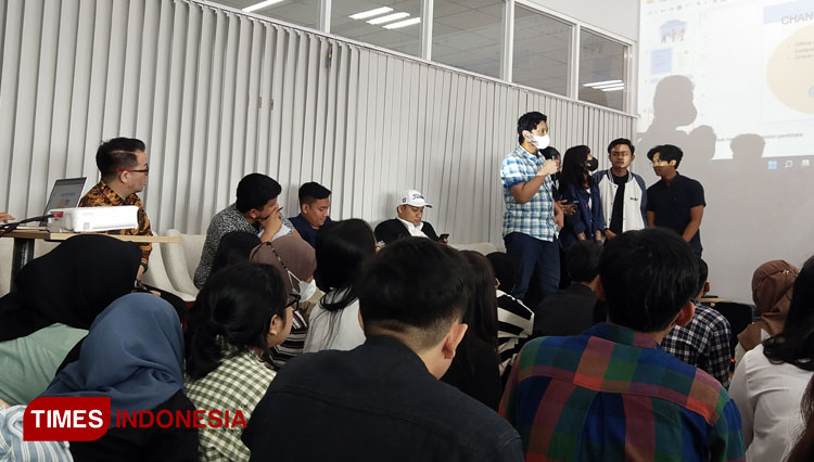 Pitching-session-oleh-para-pemateri-dan-peserta-Workshop-Teacherpreneurship.jpg