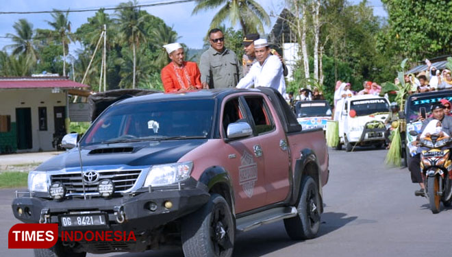 Wakil Wali Kota Tidore Kepulauan Muhammad Sinen saat memimpin konvoi, Kamis (22/9/2022). (Foto: Harianto/TIMES Indonesia)
