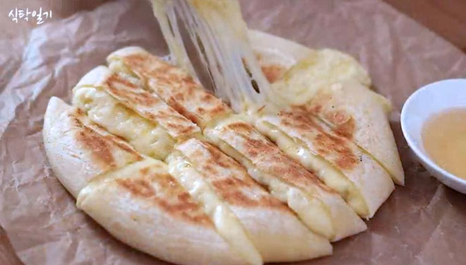 Resep Potato Cheese Bread ala Korea  
