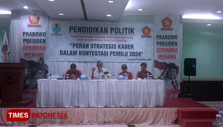 Kegiatan pendidikan politik yang digelar DPC Partai Gerindra Kota Cirebon. (FOTO: Muslimin/TIMES Indonesia)