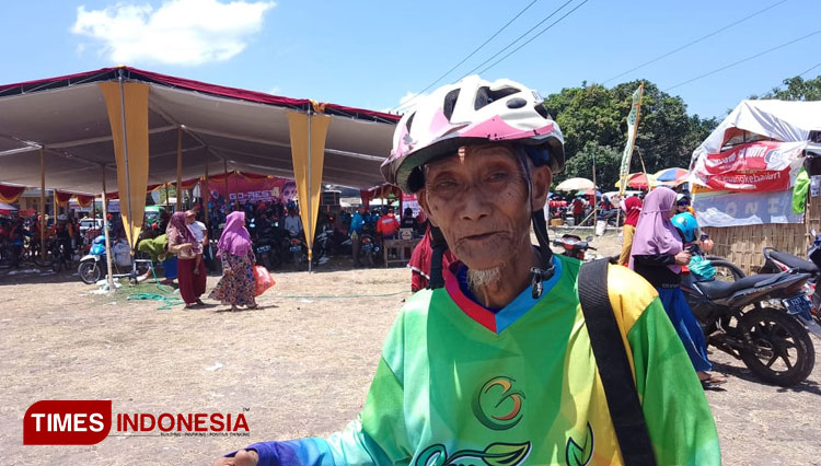 Pak Am, Pecinta Gowes Berusia 93 Tahun yang Masih Eksis Mancal 