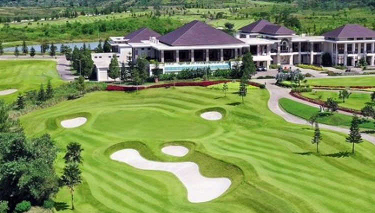 Lapangan-golf-di-Parahyangan-Golf-Padalarang.jpg