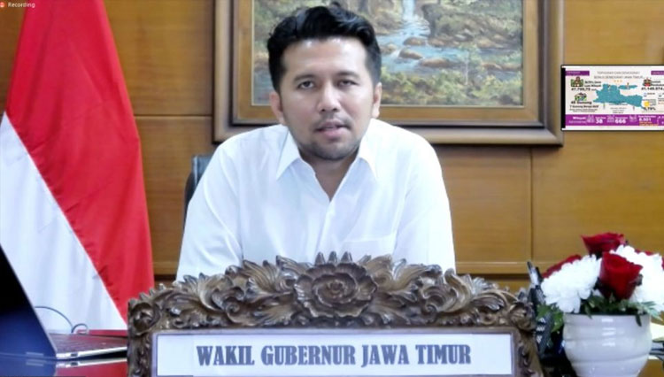 Webinar Nasional BEM FKIP Unisma Malang menghadirkan narasumber Wakil Gubernur Jawa Timur, Dr. H. Emil Elestianto Dardak, B.Bus., M.Sc