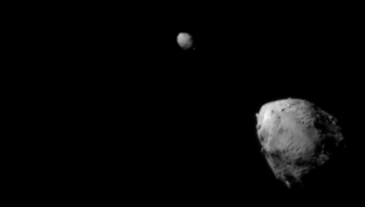 Misi Bunuh Diri Pesawat DART Menabrak Asteroid biner Didymos Berhasil