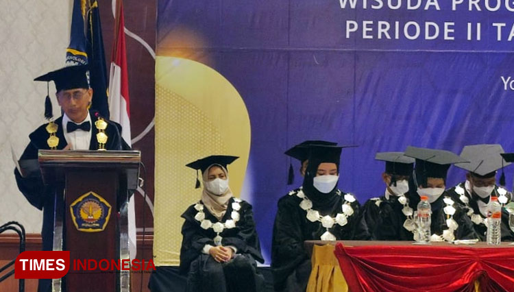 Sebanyak 81 Wisudawan ITNY Raih IPK Cumlaude
