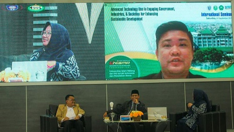 Narasumber Ts. Dr. Lee Te Chuan menyampaikan materi secara daring dalam acara Seminar Internasional FIA Unisma Malang. (FOTO: AJP TIMES Indonesia)