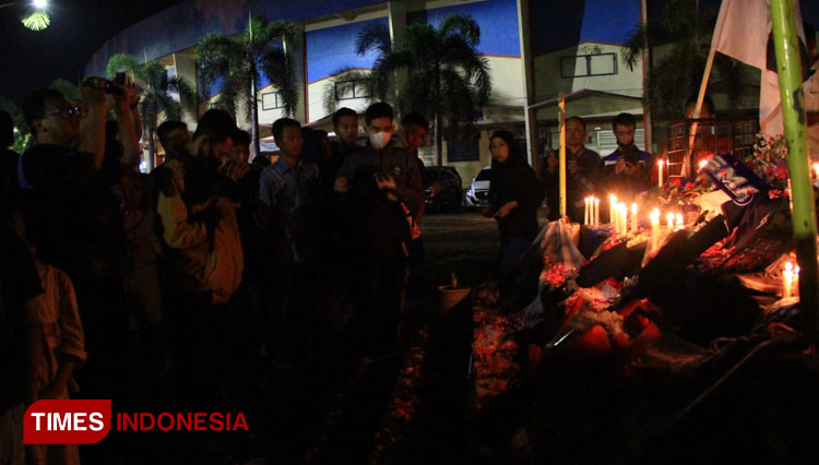 Daftar Nama Korban Meninggal Tragedi Stadion Kanjuruhan Malang - TIMES ...