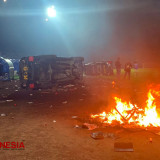 Tragedi Stadion Kanjuruhan, Dua Mobil Polisi Rusak