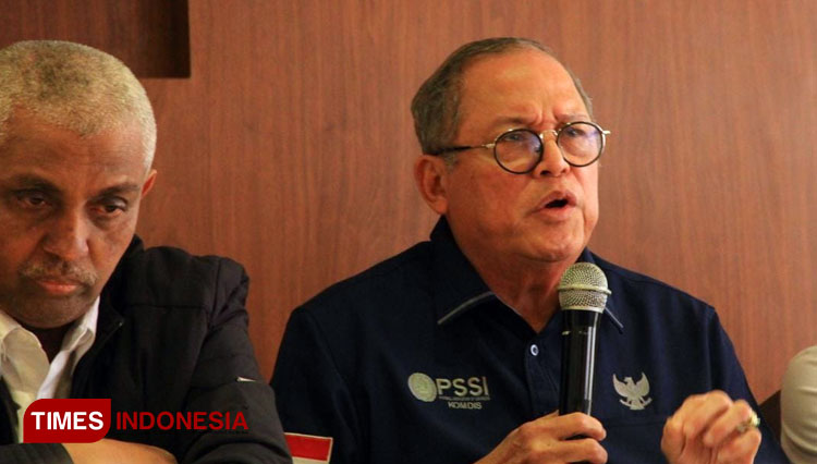 Ketua-Komdis-PSSI-Erwin-Tobinga.jpg