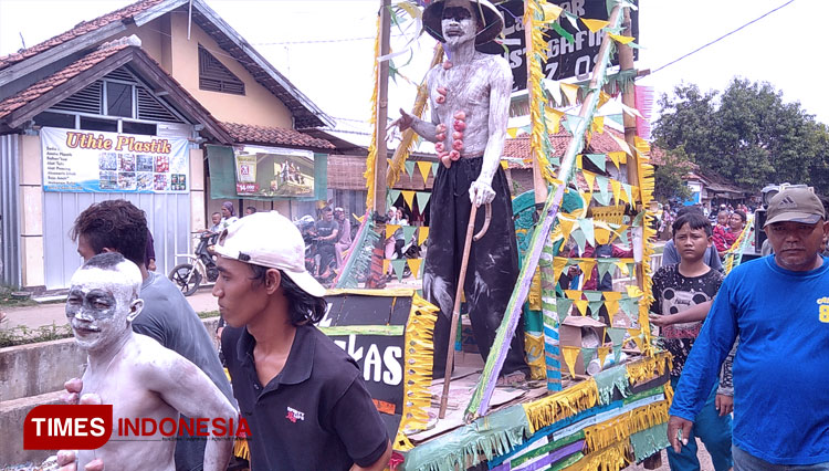 Sambut Maulid Nabi, Warga Desa Langut Adakan Karnaval Bertema Religi