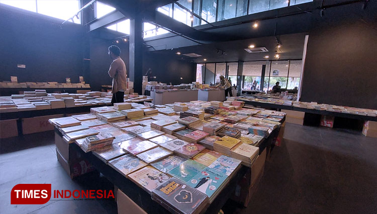 Bazar-Buku.jpg