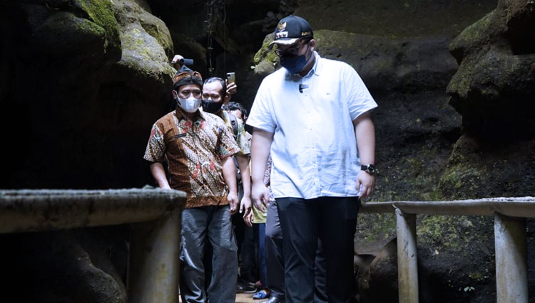 desa-wisata-gua-jegles-b.jpg