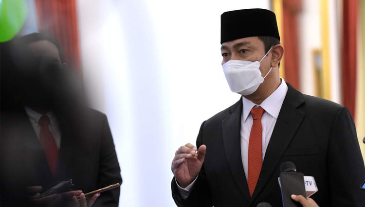 Hendrar Prihadi setelah dilantik Kepala Lembaga Kebijakan Pengadaan Barang/Jasa Pemerintah atau LKPP masa Jabatan 2022-2027 oleh Presiden Jokowi. (FOTO: Setkab RI)