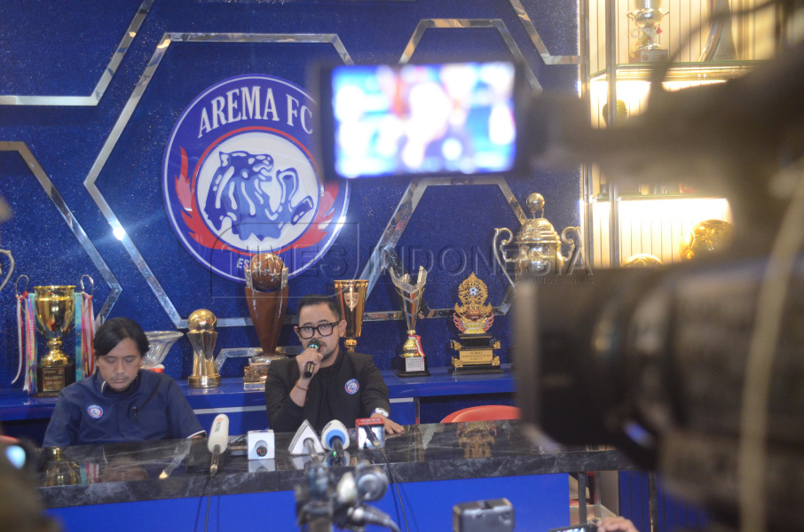 Konfrensi Pers Presiden Arema FC