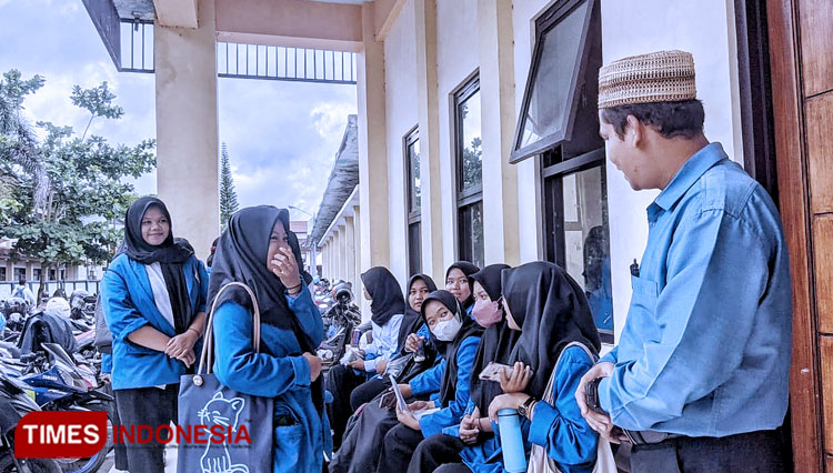 STKIP-PGRI-Pacitan-b.jpg