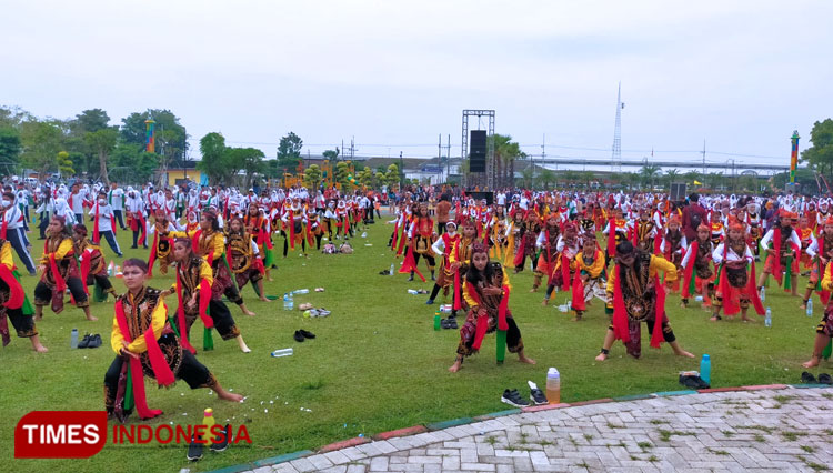 Tari Remo Boletan Jombang Pecahkan Rekor MURI - TIMES Indonesia