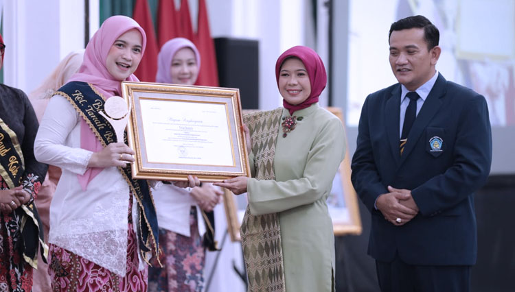 Atalia-Ridwan-Kamil-Wiyata-Dharma-Madya-3.jpg