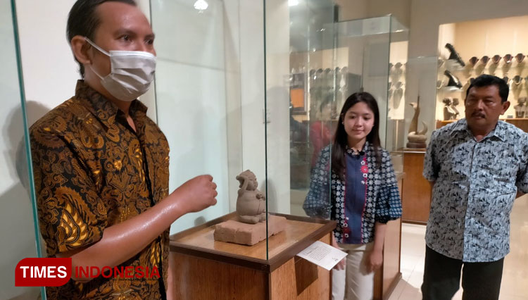 Celengan-Terakota-Majapahit.jpg