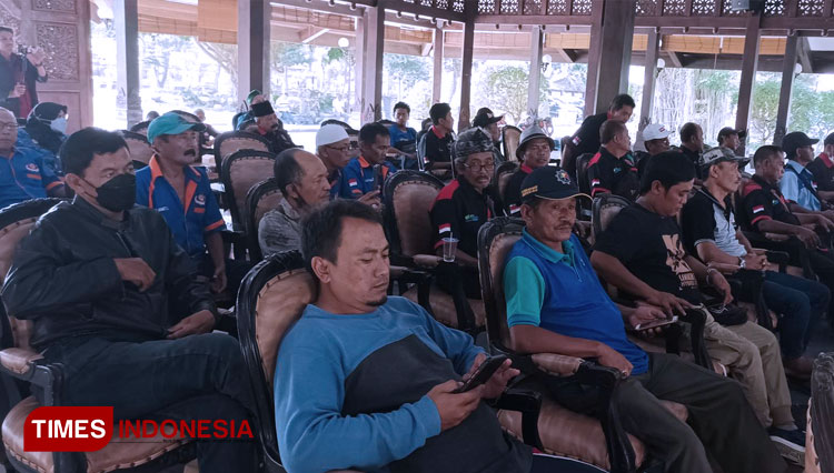 Sopir-Angkot-malang-2.jpg