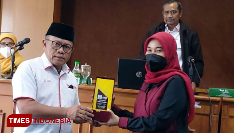 Fakultas-Hukum-UMY-b.jpg