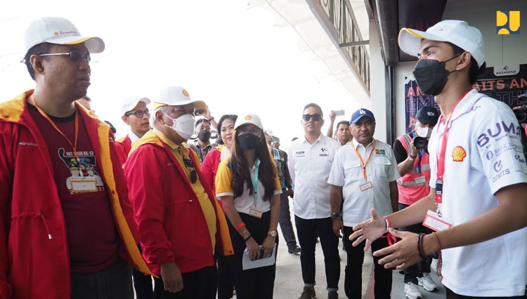 Menteri-Basuki-3.jpg