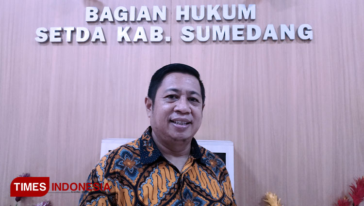 Analis Hukum Ahli Muda Pemkab Sumedang, Agus Suyaman SH. MH. (FOTO: Alan Dahlan/TIMES Indonesia)