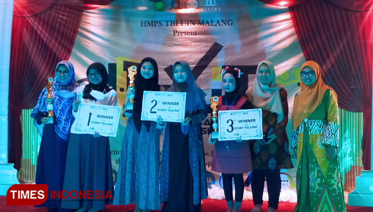 Pemenang lomba story telling kompetisi EXIT (Extraordinary English Festival) UIN Maliki Malang (Foto : laela rohadatul aisy/TIMES Indoneia)