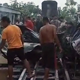 Kecelakaan KA Logawa Tabrak Pikap Hingga Terbakar, Begini Penjelasan KAI Daop 9
