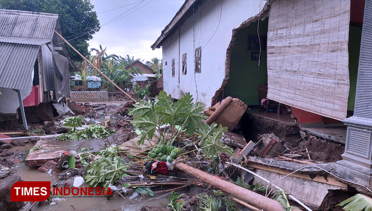 Ribuan Warga Terdampak Banjir Di Wilayah Perkotaan Banyuwangi - TIMES ...