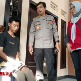 His Leg Stuck Between the Fence, Another Story of the Soccer Tragedy