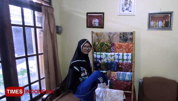 difabel-tuna-daksa-pengrajin-Batik-Samparan-2.jpg